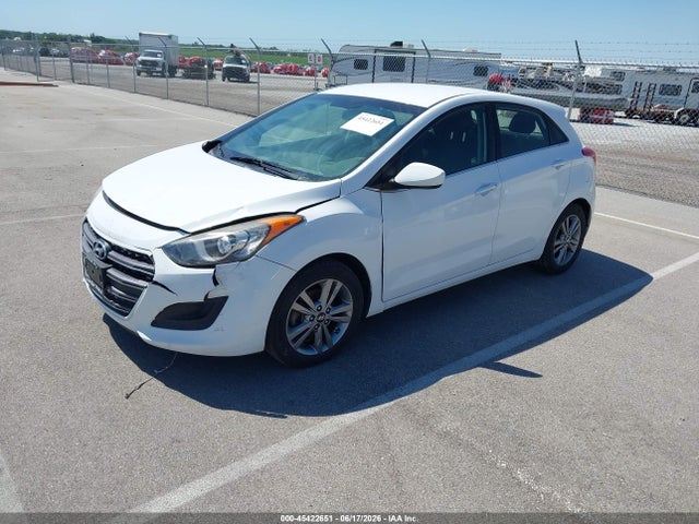 Продаж на аукціоні авто 2017 Hyundai Elantra Gt, vin: KMHD35LH3HU383732, номер лоту: 45422651