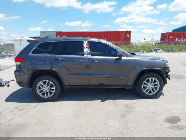 45422673 :رقم المزاد ، 1C4RJFAG0HC801377 vin ، 2017 Jeep Grand Cherokee Laredo 4x4 مزاد بيع
