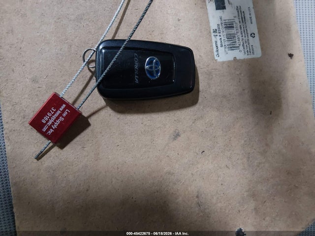 JTDEAMDE3NJ037271 Toyota Corolla Hybrid Le