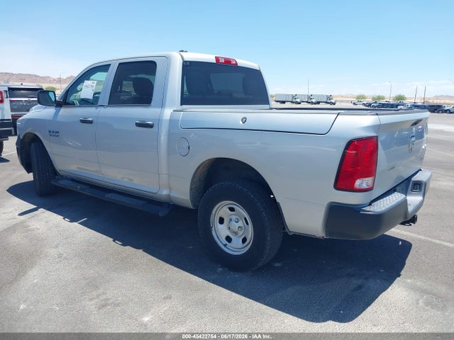 45422754 :رقم المزاد ، 1C6RR7KG9JS306580 vin ، 2018 Ram 1500 Tradesman  4x4 5'7 Box مزاد بيع