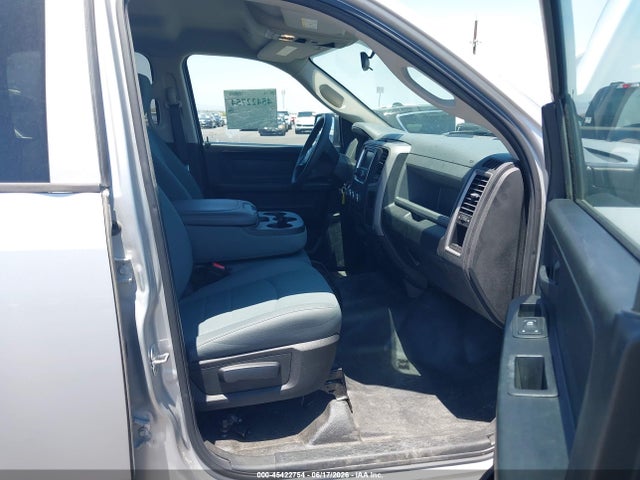 45422754 :رقم المزاد ، 1C6RR7KG9JS306580 vin ، 2018 Ram 1500 Tradesman  4x4 5'7 Box مزاد بيع