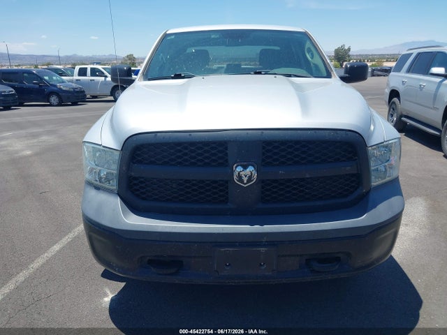45422754 :رقم المزاد ، 1C6RR7KG9JS306580 vin ، 2018 Ram 1500 Tradesman  4x4 5'7 Box مزاد بيع