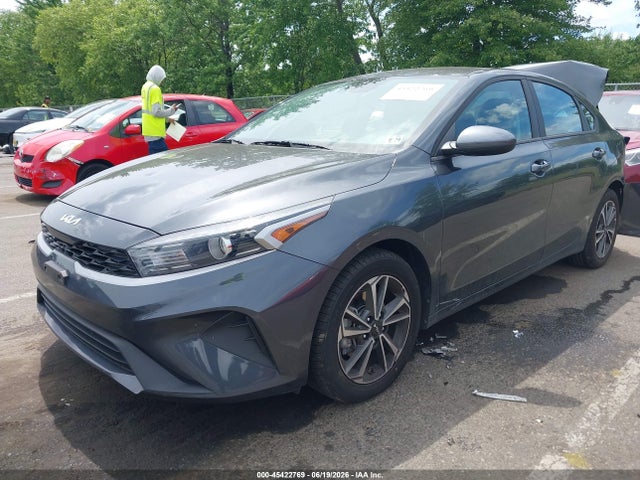 KIA Forte Lxs 2024 3KPF24AD7RE830069 Image 2