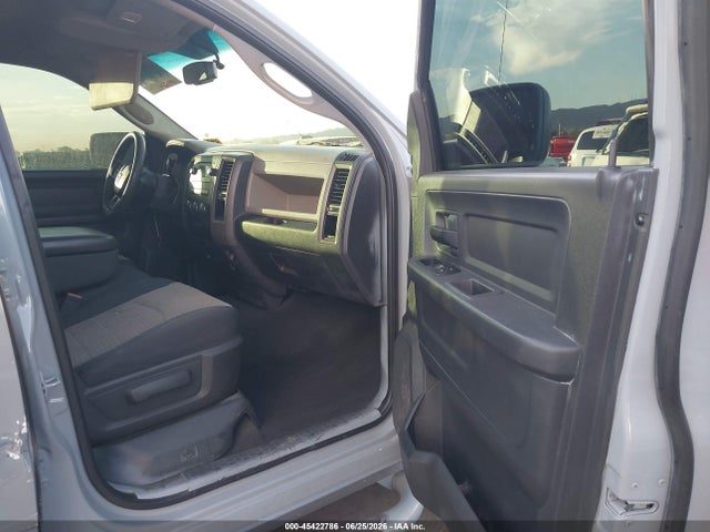 45422786 :رقم المزاد ، 1C6RD6FP5CS205400 vin ، 2012 Ram 1500 St مزاد بيع