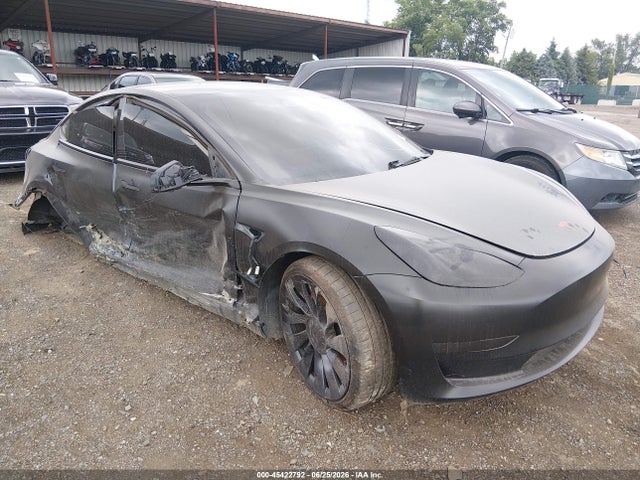 Продаж на аукціоні авто 2023 Tesla Model 3 Performance Dual Motor All-wheel Drive, vin: 5YJ3E1EC3PF493336, номер лоту: 45422792