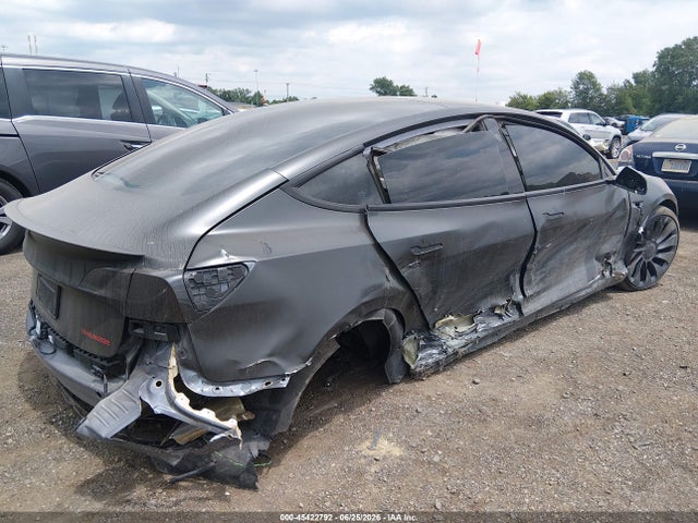 Продажа на аукционе авто 2023 Tesla Model 3 Performance Dual Motor All-wheel Drive, vin: 5YJ3E1EC3PF493336, номер лота: 45422792