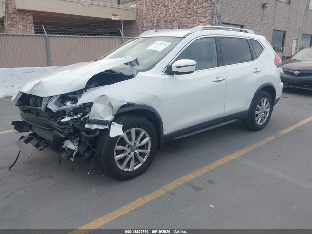 Nissan ROGUE SV 2017 KNMAT2MV2HP592873 Image 2