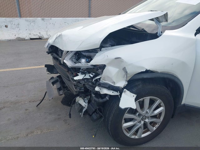 Nissan ROGUE SV 2017 KNMAT2MV2HP592873 Image 13
