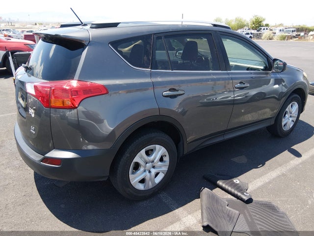 Toyota RAV4 LE 2015 2T3BFREV4FW277223 Image 4