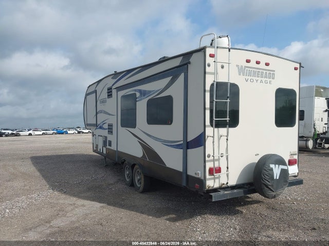 45422846 :رقم المزاد ، 54CB12Y28F1V11272 vin ، 2015 Winnebago Voyage مزاد بيع
