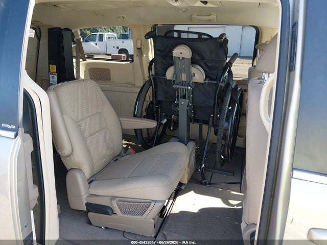 2008 Chrysler Town & Country Touring მანქანა იყიდება აუქციონზე, vin: 2A8HR54P88R716975, აუქციონის ნომერი: 45422847