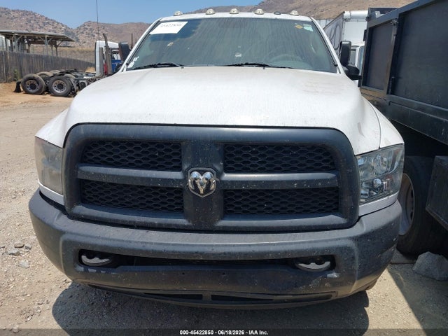 3C7WRTCLXHG615222 RAM 3500 Chassis Tradesman/slt/laramie