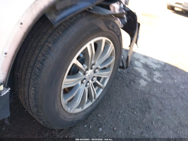 1GYKNCRSXJZ136076 Cadillac XT5 LUXURY