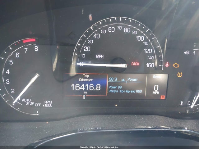 1GYKNCRSXJZ136076 Cadillac XT5 LUXURY