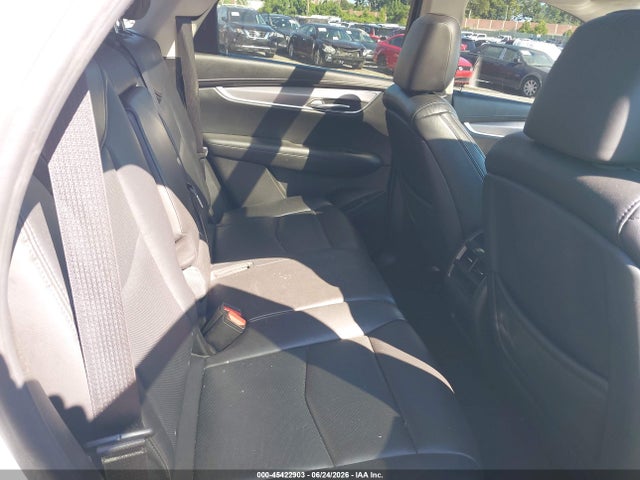 1GYKNCRSXJZ136076 Cadillac XT5 LUXURY