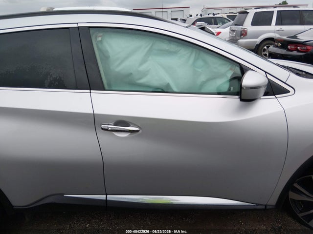 45422926 :رقم المزاد ، 5N1AZ2BJ8MC115618 vin ، 2021 Nissan Murano Sv Fwd مزاد بيع