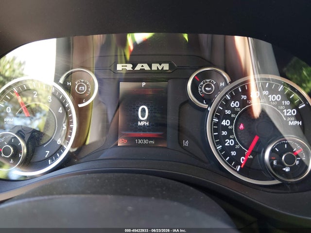 2025 Ram 1500 Big Horn  4x4 5'7 Box მანქანა იყიდება აუქციონზე, vin: 1C6RRFFG0SN589777, აუქციონის ნომერი: 45422933