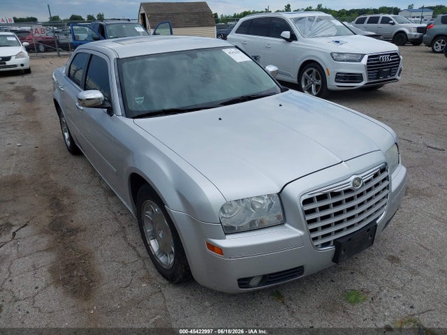 45422997 :رقم المزاد ، 2C3AA53G35H644610 vin ، 2005 Chrysler 300 Touring مزاد بيع
