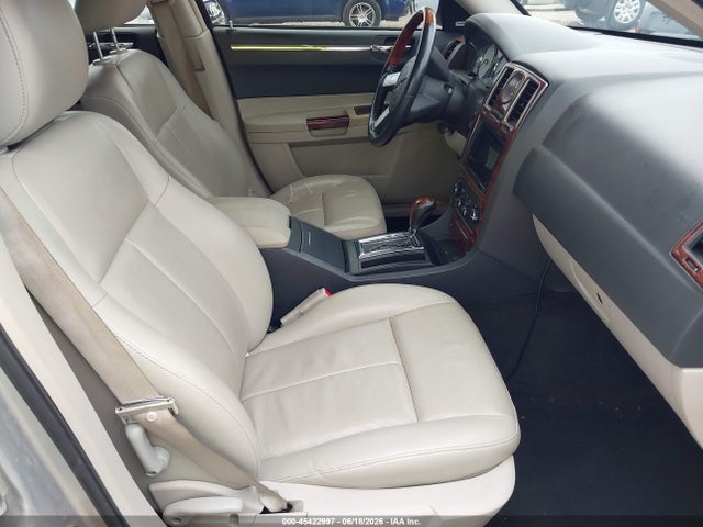45422997 :رقم المزاد ، 2C3AA53G35H644610 vin ، 2005 Chrysler 300 Touring مزاد بيع