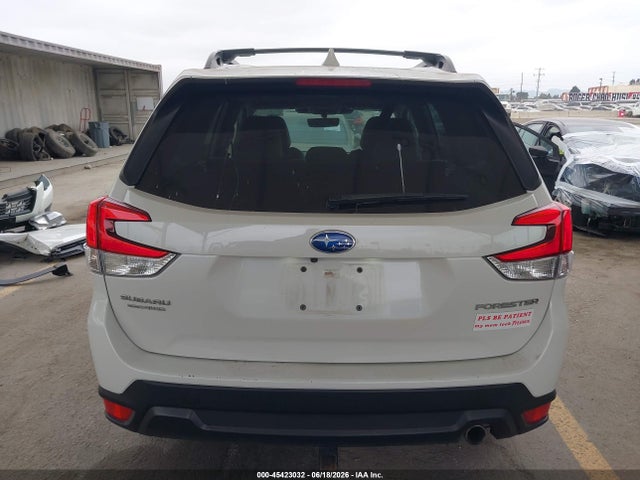 Subaru Forester Limited 2023 JF2SKANCXPH410846 Image 17