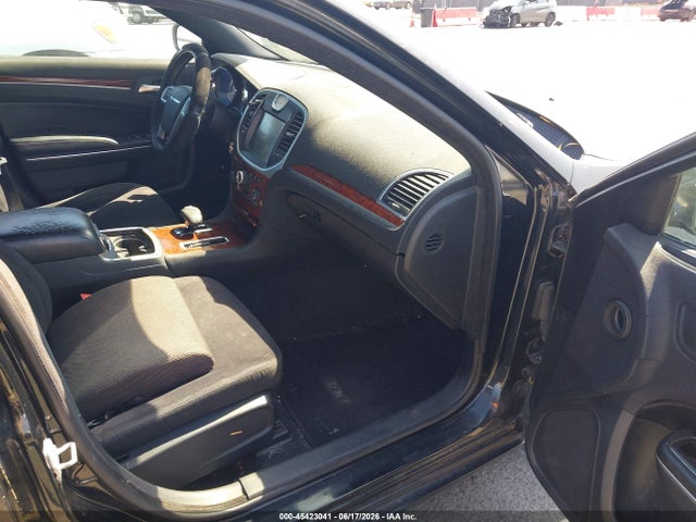 Продажа на аукционе авто 2012 Chrysler 300, vin: 2C3CCAAG1CH165579, номер лота: 45423041