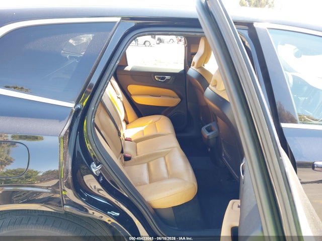 2019 Volvo Xc60 T6 Momentum მანქანა იყიდება აუქციონზე, vin: YV4A22RK4K1371509, აუქციონის ნომერი: 45423045