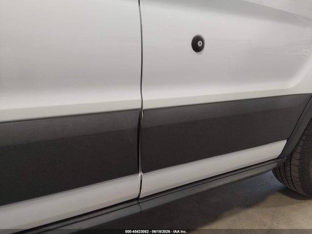 1FMZK1YM9JKB07239 Ford Transit-150 Xl/xlt