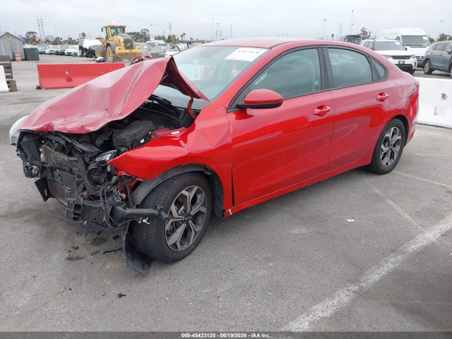 KIA Forte Lxs 2019 3KPF24AD4KE109312 Image 2
