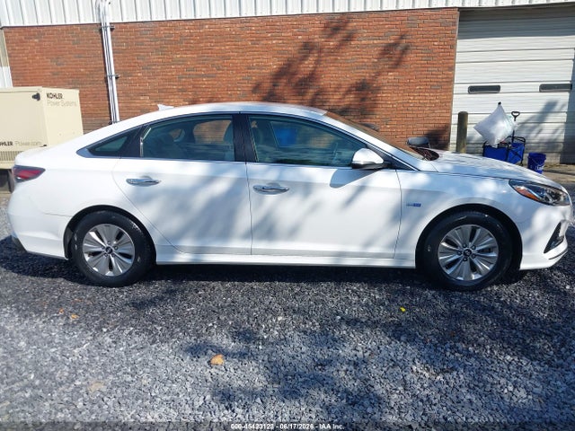 Hyundai Sonata Hybrid Se 2018 KMHE24L39JA083741 Image 13