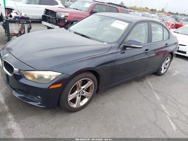 2013 Bmw 328i მანქანა იყიდება აუქციონზე, vin: WBA3C1G5XDNN93495, აუქციონის ნომერი: 45423126