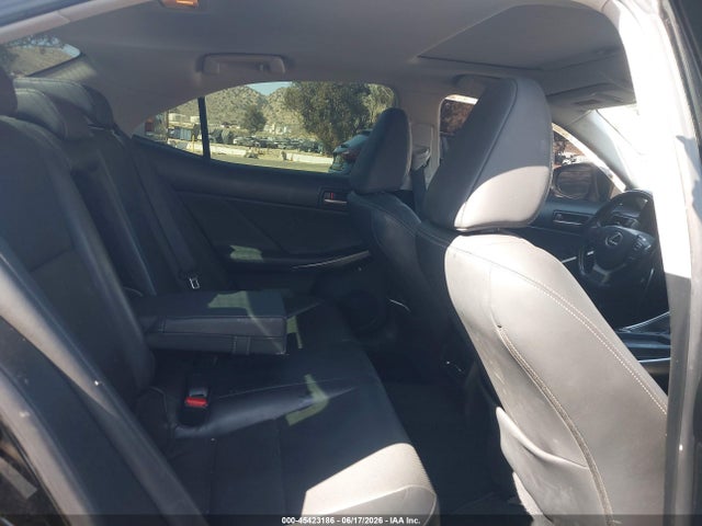 Lexus IS 200T 2017 JTHBA1D29H5042218 Image 8