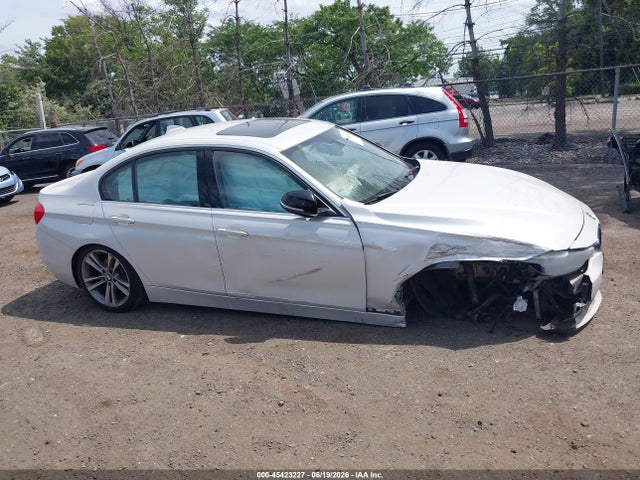 Продажа на аукционе авто 2015 Bmw 328i Xdrive, vin: WBA3B5G57FNS12571, номер лота: 45423227