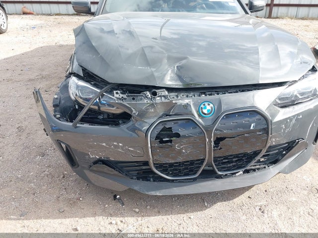 45423271 :رقم المزاد ، WBY73AW03PFN73287 vin ، 2023 Bmw I4 Edrive40 مزاد بيع