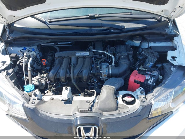 Honda FIT LX 2017 3HGGK5H53HM710185 Image 10