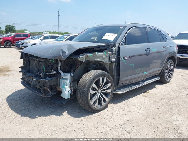 Auction sale of the 2022 Volkswagen Atlas Cross Sport 3.6l V6 Sel Premium R-line, vin: 1V2FE2CA7NC210255, lot number: 45423310