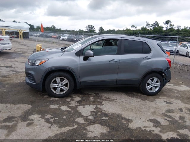 3GNCJKSB7LL147001 Chevrolet Trax Fwd Ls