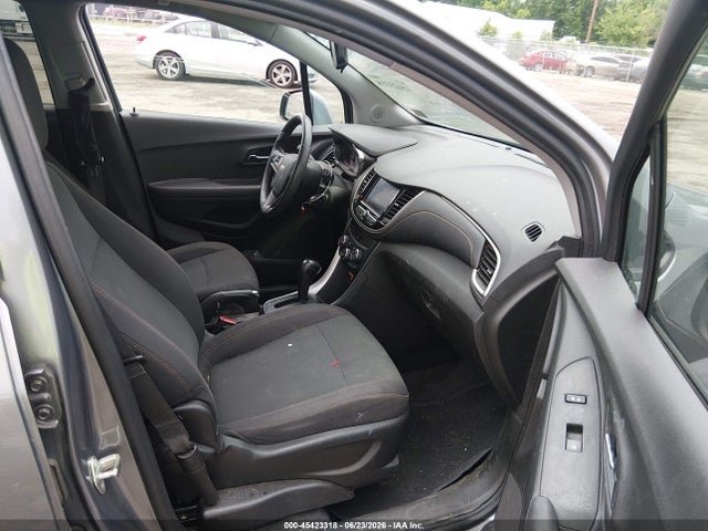 3GNCJKSB7LL147001 Chevrolet Trax Fwd Ls