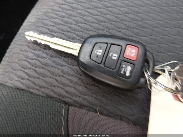 Toyota COROLLA LE 2018 2T1BURHE6JC095804 Image 11