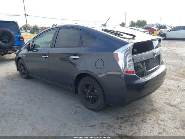 Toyota PRIUS PLUG-IN 2014 JTDKN3DP8E3050119 Image 3