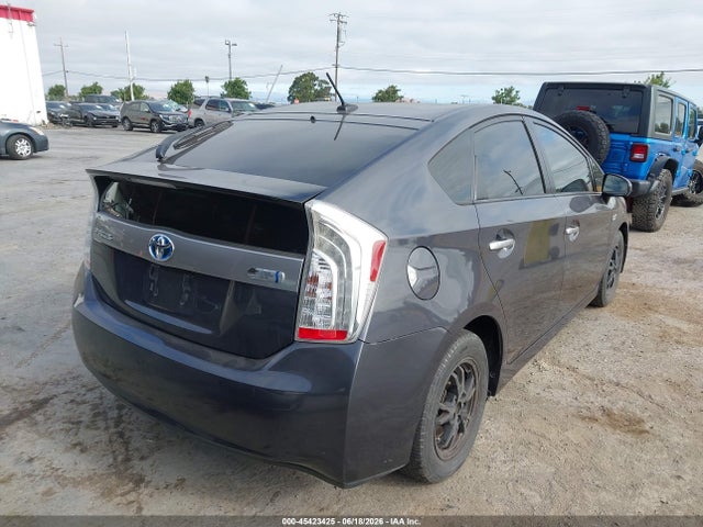 Toyota PRIUS PLUG-IN 2014 JTDKN3DP8E3050119 Image 4
