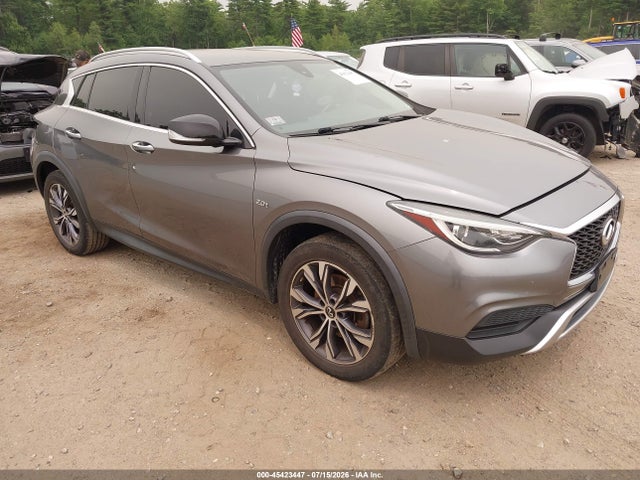 Infiniti Qx30 Luxury 2017 SJKCH5CR6HA039630 zdjęcie główne