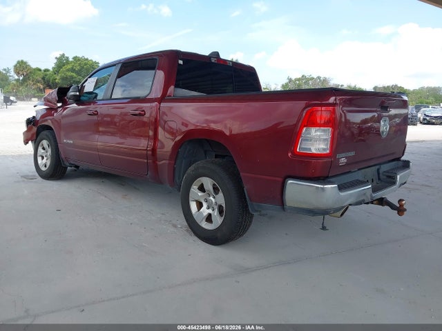45423498 :رقم المزاد ، 1C6RREFT6MN661544 vin ، 2021 Ram 1500 Big Horn  4x2 5'7 Box مزاد بيع
