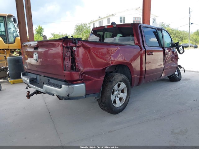 45423498 :رقم المزاد ، 1C6RREFT6MN661544 vin ، 2021 Ram 1500 Big Horn  4x2 5'7 Box مزاد بيع