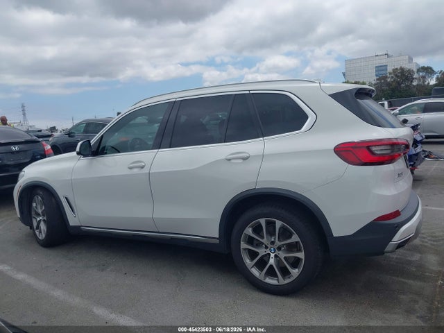 5UXCR6C57KLK89701 BMW X5 Xdrive40i