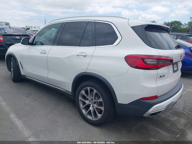 5UXCR6C57KLK89701 BMW X5 Xdrive40i