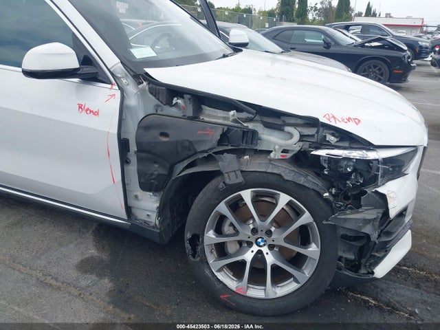 5UXCR6C57KLK89701 BMW X5 Xdrive40i