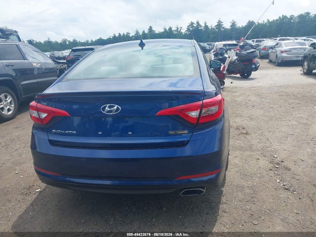 Hyundai SONATA SE 2015 5NPE24AF0FH224228 Image 17