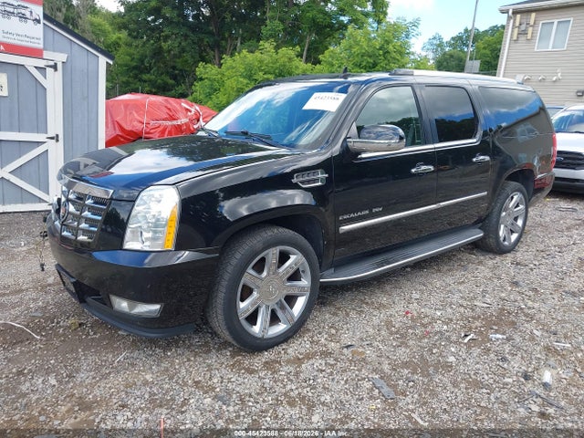 45423588 :رقم المزاد ، 1GYS4HEFXER151904 vin ، 2014 Cadillac Escalade Esv Luxury مزاد بيع