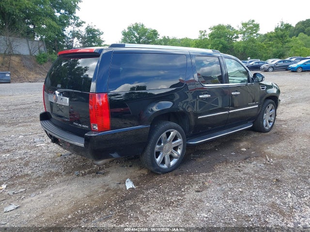 45423588 :رقم المزاد ، 1GYS4HEFXER151904 vin ، 2014 Cadillac Escalade Esv Luxury مزاد بيع
