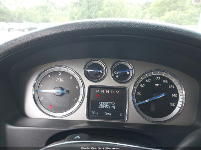 45423588 :رقم المزاد ، 1GYS4HEFXER151904 vin ، 2014 Cadillac Escalade Esv Luxury مزاد بيع